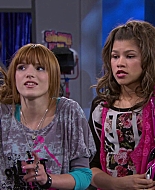 Shake_It_Up_S01E14_1080p_BTD_001472.jpg