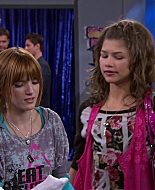 Shake_It_Up_S01E14_1080p_BTD_001502.jpg