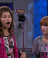 Shake_It_Up_S01E14_1080p_BTD_001594.jpg