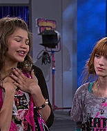 Shake_It_Up_S01E14_1080p_BTD_001606.jpg