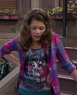 Shake_It_Up_S01E14_1080p_BTD_002004.jpg