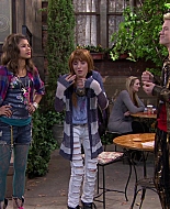 Shake_It_Up_S01E14_1080p_BTD_002085.jpg