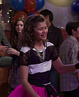 Shake_It_Up_S01E14_1080p_BTD_002230.jpg