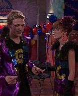 Shake_It_Up_S01E14_1080p_BTD_002289.jpg