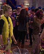 Shake_It_Up_S01E14_1080p_BTD_002702.jpg