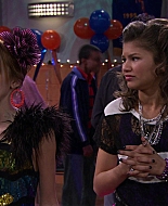 Shake_It_Up_S01E14_1080p_BTD_002955.jpg