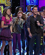Shake_It_Up_S01E15_1080p_BTD_000051.jpg