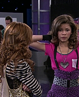 Shake_It_Up_S01E15_1080p_BTD_000211.jpg