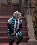 Shake_It_Up_S01E15_1080p_BTD_001732.jpg