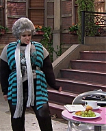 Shake_It_Up_S01E15_1080p_BTD_001840.jpg