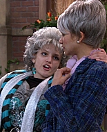 Shake_It_Up_S01E15_1080p_BTD_002033.jpg