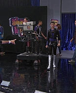 Shake_It_Up_S01E15_1080p_BTD_002623.jpg