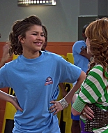 Shake_It_Up_S01E16_1080p_BTD_000644.jpg