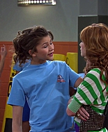 Shake_It_Up_S01E16_1080p_BTD_000659.jpg