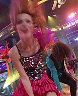 Shake_It_Up_S01E16_1080p_BTD_001046.jpg