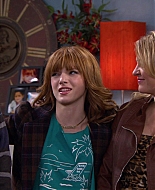 Shake_It_Up_S01E16_1080p_BTD_002006.jpg