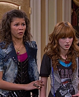 Shake_It_Up_S01E17_1080p_BTD_001393.jpg