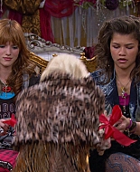 Shake_It_Up_S01E17_1080p_BTD_001421.jpg