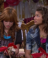 Shake_It_Up_S01E17_1080p_BTD_001438.jpg