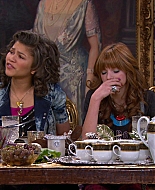 Shake_It_Up_S01E17_1080p_BTD_002274.jpg