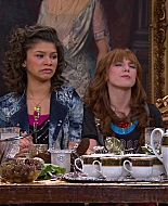 Shake_It_Up_S01E17_1080p_BTD_002340.jpg