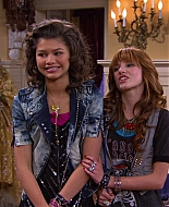 Shake_It_Up_S01E17_1080p_BTD_002637.jpg