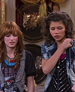 Shake_It_Up_S01E17_1080p_BTD_002810.jpg