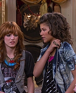 Shake_It_Up_S01E17_1080p_BTD_002812.jpg