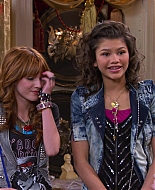 Shake_It_Up_S01E17_1080p_BTD_002818.jpg