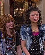 Shake_It_Up_S01E17_1080p_BTD_002822.jpg