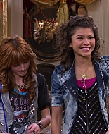 Shake_It_Up_S01E17_1080p_BTD_002825.jpg