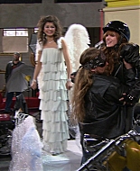 Shake_It_Up_S01E18_1080p_BTD_001434.jpg