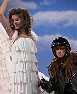 Shake_It_Up_S01E18_1080p_BTD_001564.jpg