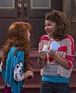 Shake_It_Up_S01E18_1080p_BTD_001759.jpg