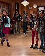 Shake_It_Up_S01E18_1080p_BTD_002157.jpg