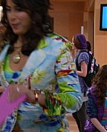 Shake_It_Up_S01E19_1080p_000548.jpg