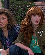Shake_It_Up_S01E19_1080p_001077.jpg
