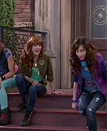 Shake_It_Up_S01E19_1080p_001085.jpg