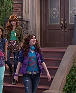 Shake_It_Up_S01E19_1080p_001090.jpg