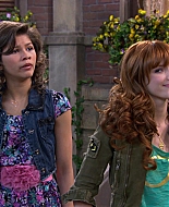 Shake_It_Up_S01E19_1080p_001151.jpg
