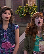 Shake_It_Up_S01E19_1080p_001192.jpg