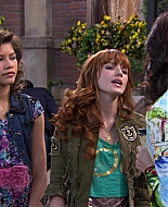 Shake_It_Up_S01E19_1080p_001205.jpg