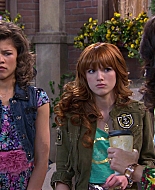 Shake_It_Up_S01E19_1080p_001220.jpg