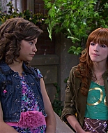 Shake_It_Up_S01E19_1080p_001272.jpg