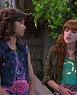 Shake_It_Up_S01E19_1080p_001273.jpg