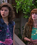 Shake_It_Up_S01E19_1080p_001289.jpg