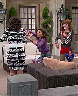 Shake_It_Up_S01E19_1080p_001523.jpg