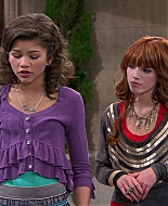 Shake_It_Up_S01E19_1080p_001565.jpg