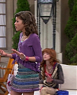 Shake_It_Up_S01E19_1080p_001635.jpg