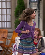 Shake_It_Up_S01E19_1080p_001638.jpg